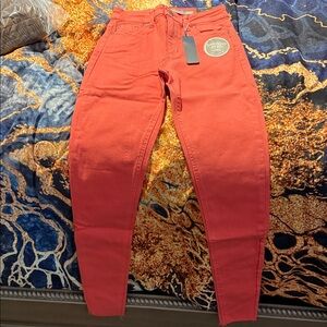Tractr Women's Vibrant Red Skinny Pants